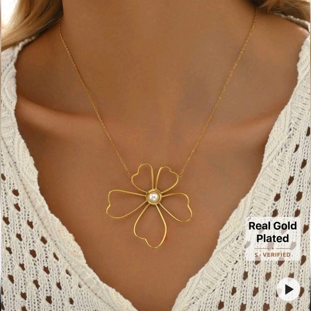 Gold Plated Flower Pendant Necklace